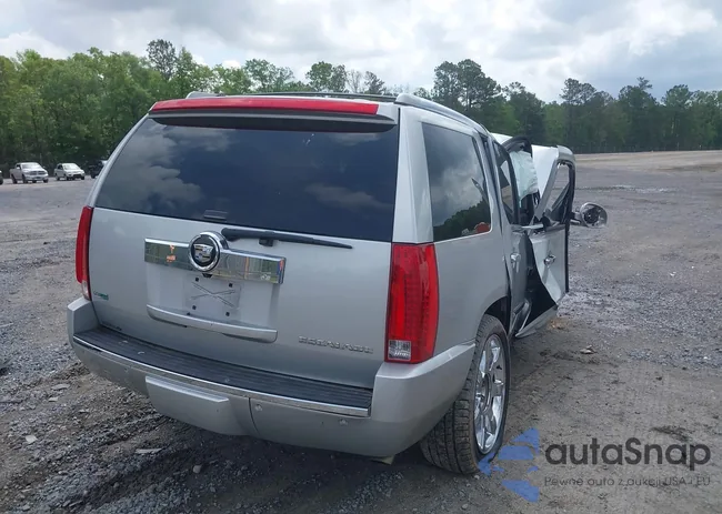 1GYUKCEF8AR168373: 42127271