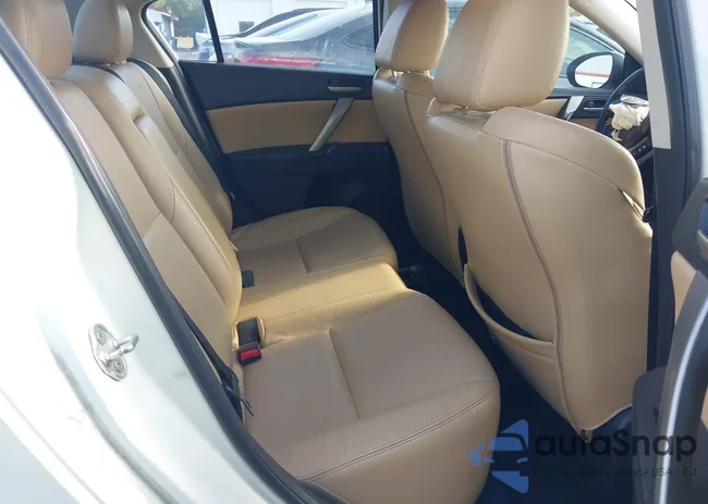 JM1BL1W74C1528018: 42127360