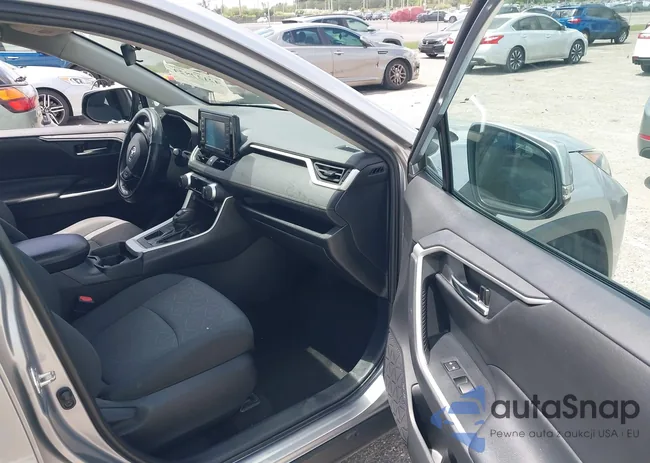 2T3W1RFV1LC058506: 42127524