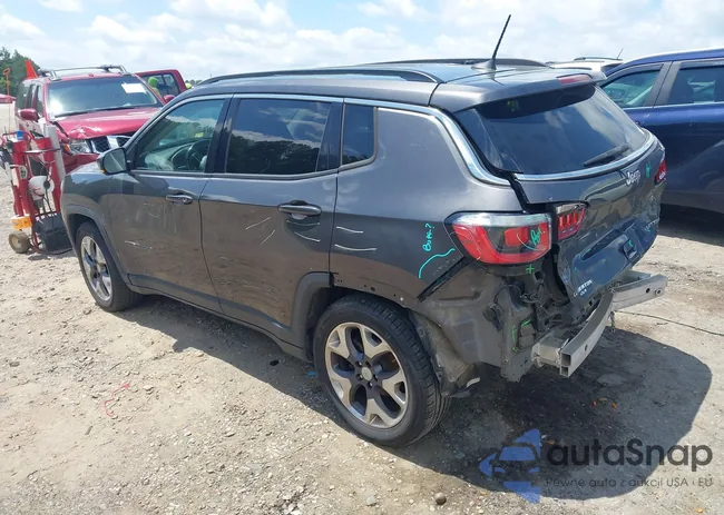 3C4NJCCB8LT158403: 42128564