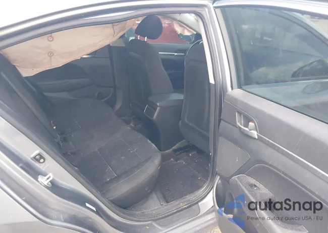 KMHD84LF4KU812944: 42128658