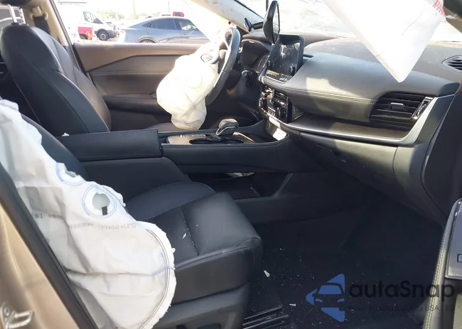 JN8AT3CA6MW020858: 42128809