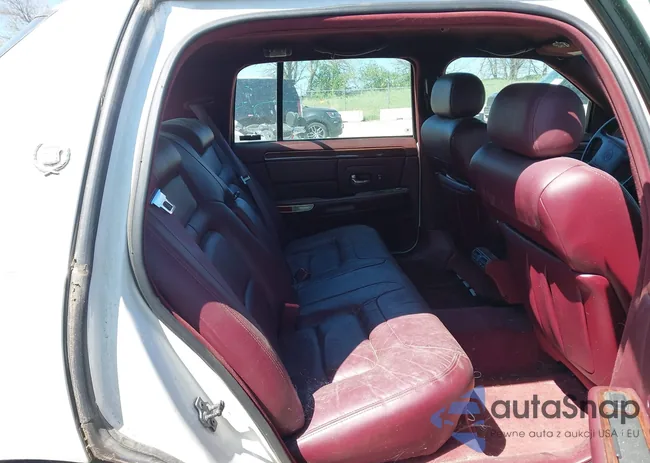 1G6KD54Y2XU733831: 42128866