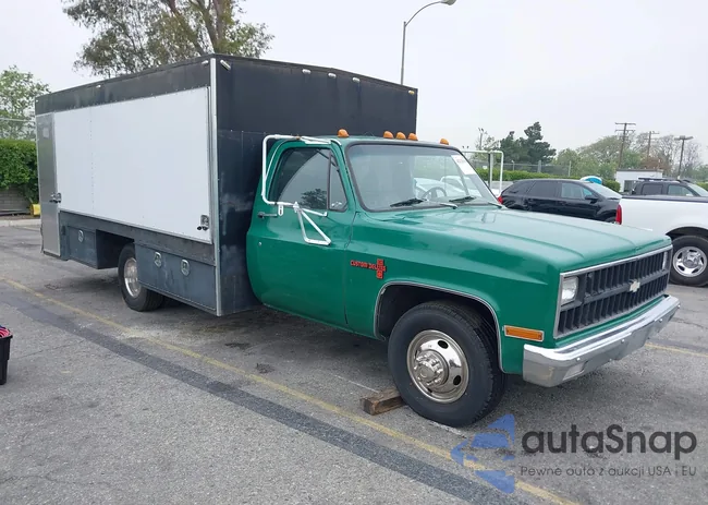 1GBHC34M3CV123831: 42128980