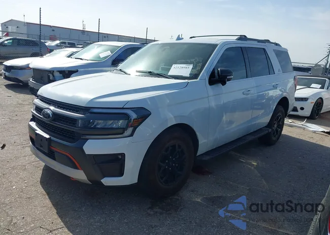 1FMJU1RG7PEA18082: 42128985