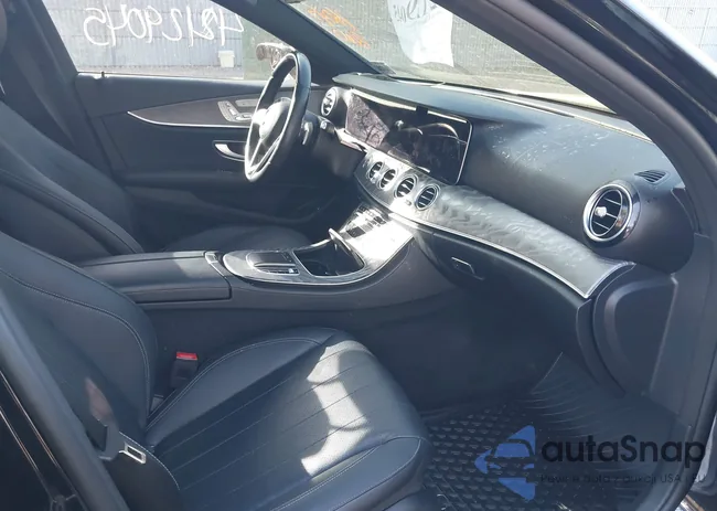 W1KZF8EB2MA890084: 42129045