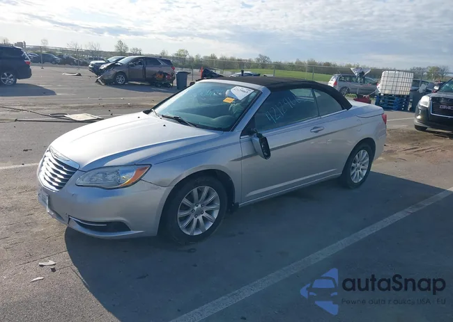 1C3BCBEBXCN155687: 42129065