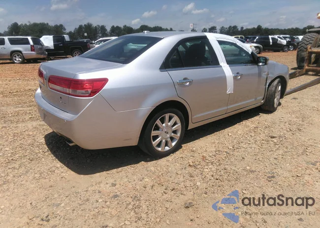 3LNHL2GC8CR835446: 42128189