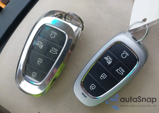 KMHL14JA5MA151226: 42128190