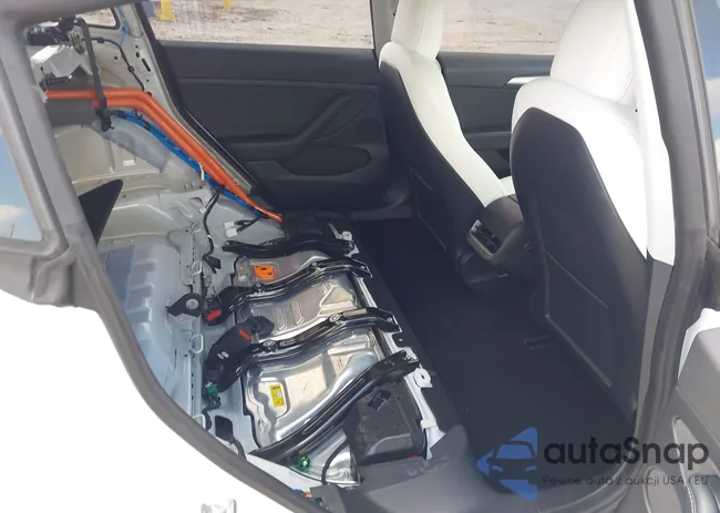 5YJ3E1EA6MF973154: 42128228