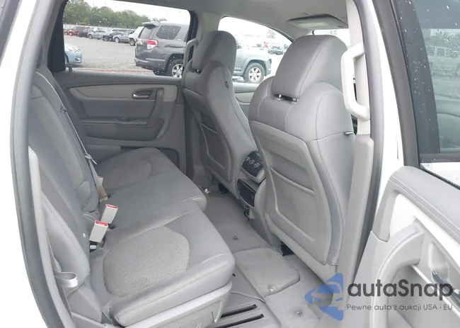 1GNKRFKD5EJ296045: 42128275