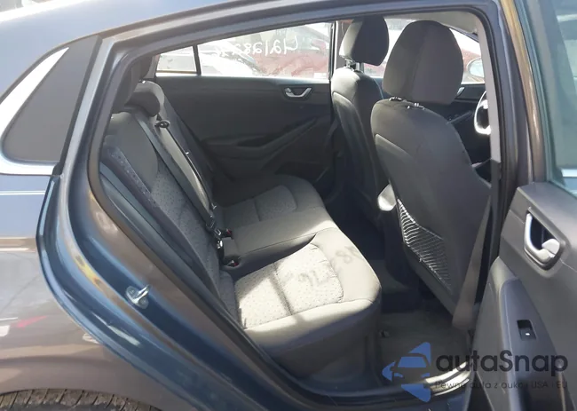 KMHC75LC5HU035029: 42128276