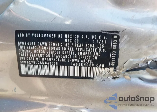 3VW5X7BU2SM042628: 42128313