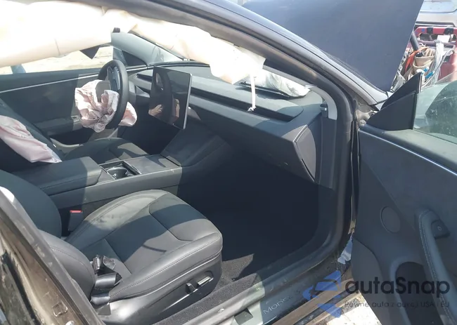 5YJ3E1EB0SF919659: 42128333