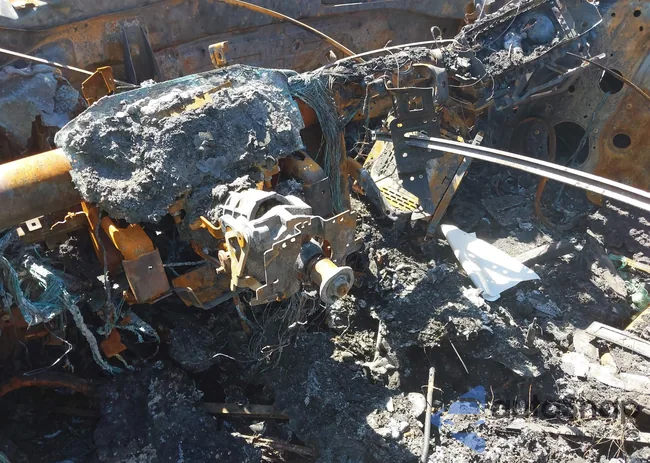 1N4AL2AP3CC222270: 42128335