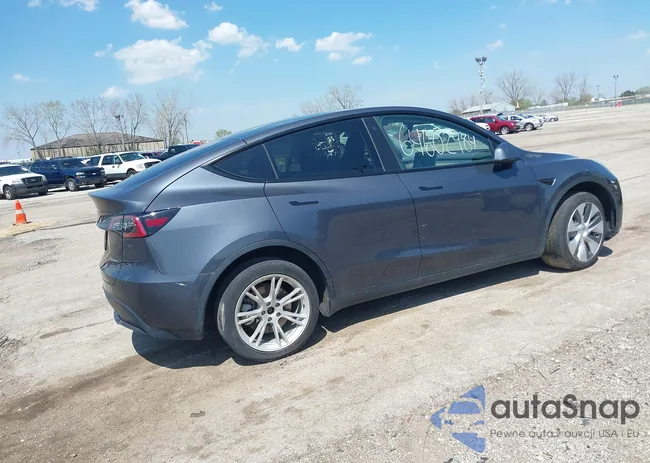 7SAYGDEE3NA007737: 42128359