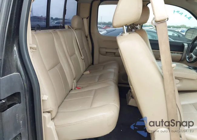 1GCEC19J98Z332198: 42128448