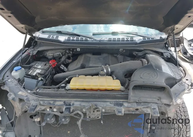 1FTEW1EGXJKD18696: 42128458