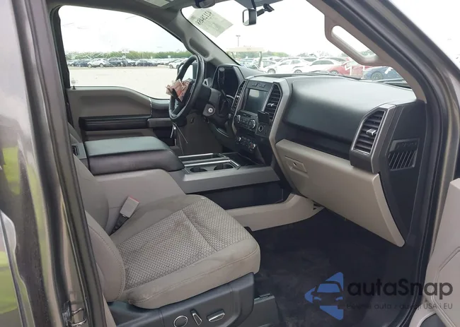 1FTEW1EGXJKD18696: 42128458