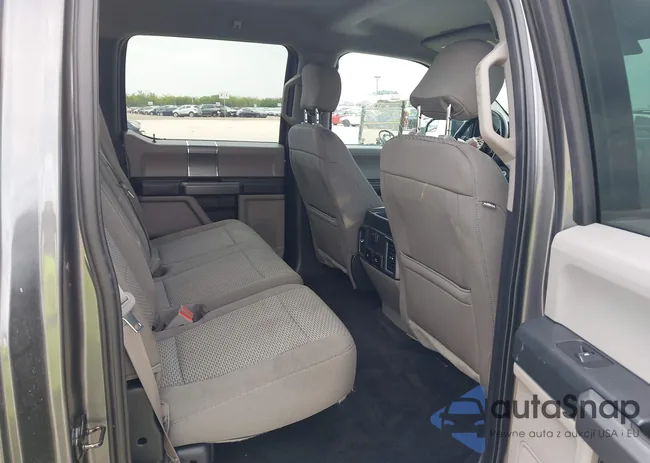 1FTEW1EGXJKD18696: 42128458