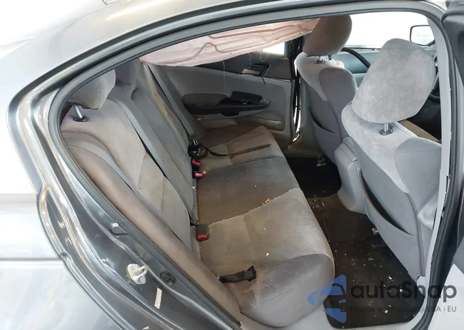 1HGCP2F31AA162125: 42128465