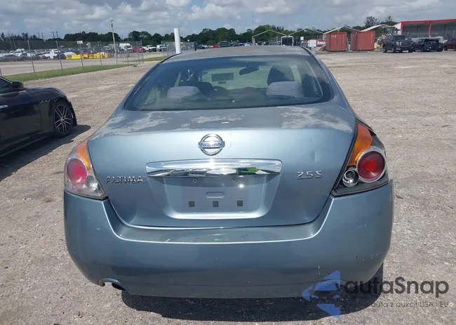 1N4AL2APXCC150659: 42128532