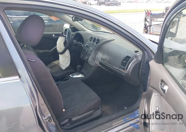 1N4AL2APXCC150659: 42128532