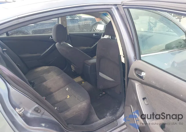 1N4AL2APXCC150659: 42128532