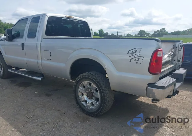 1FT7X2B66EEA20402: 42129596