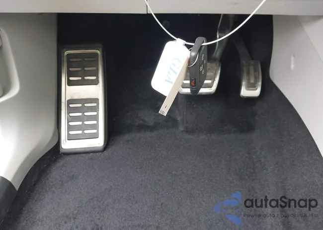 3VVCB7AX2PM083015: 42129681