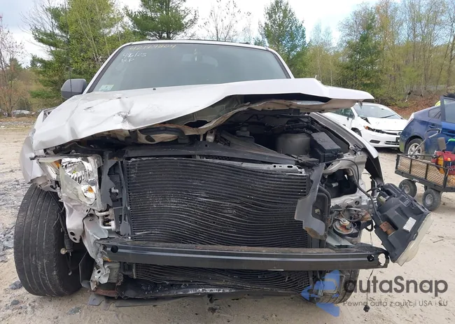 1FMCU9DG3AKA70669: 42129804