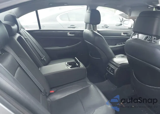 KMHGC4DD9DU227224: 42129862