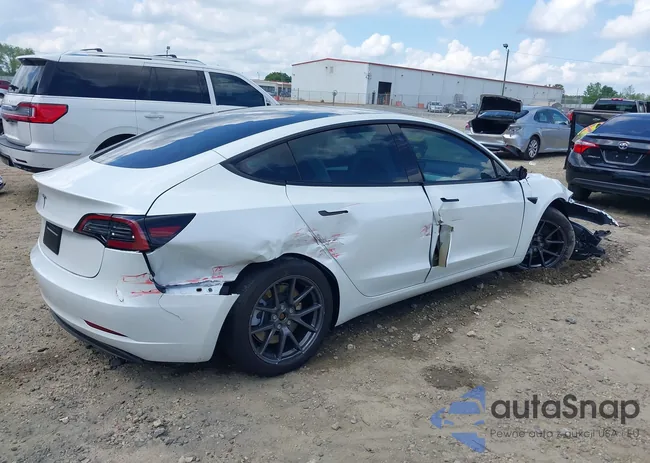 5YJ3E1EA8PF690033: 42129898