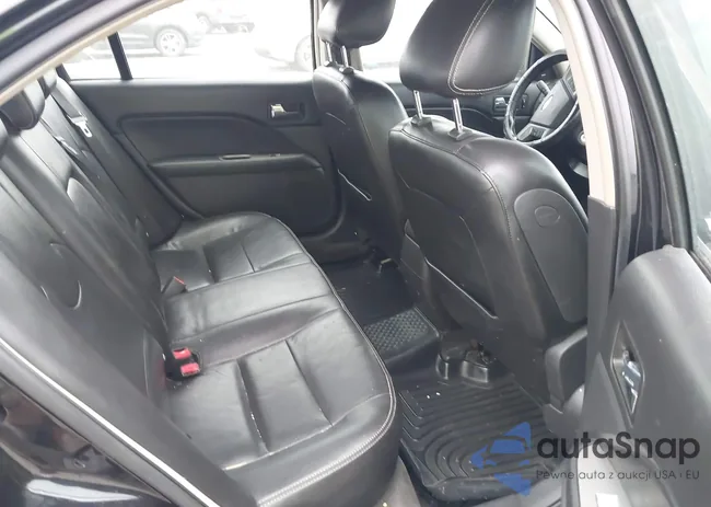 3FAHP0JAXAR267370: 42129981