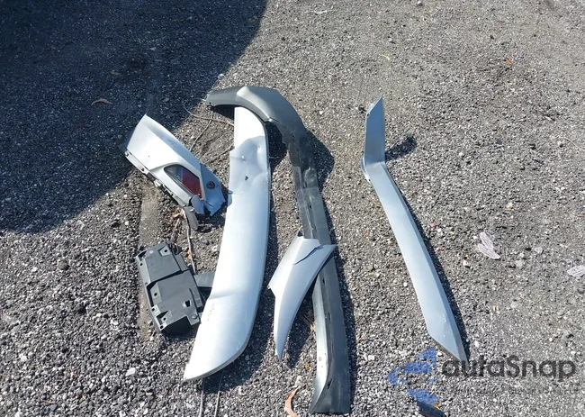 JTMWFREV9JJ203353: 42129995