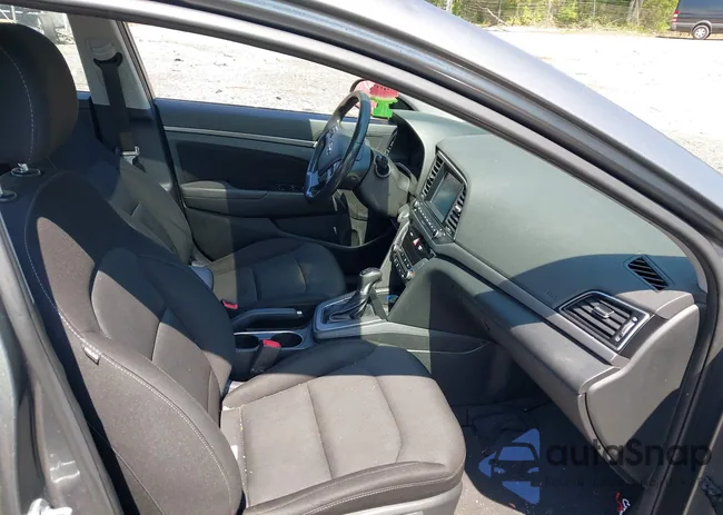 5NPD84LF4JH363889: 42129308