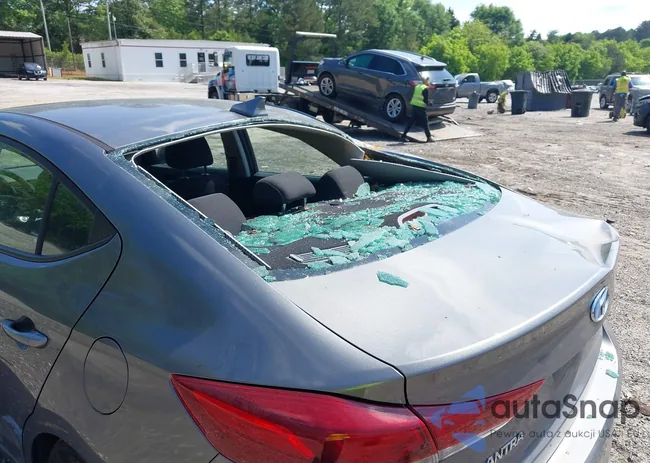 5NPD84LF4JH363889: 42129308