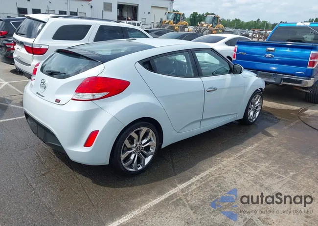 KMHTC6AD8FU222744: 42129397