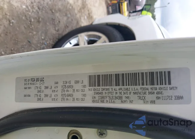 1C6RR7FT9JS184388: 42129524