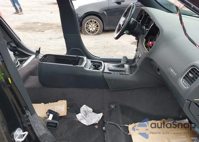 2C3CDXGJ3JH335702: 42129536