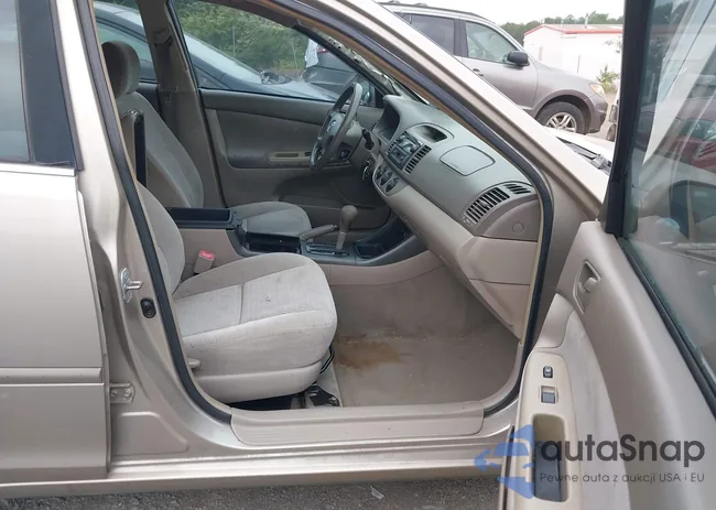 4T1BE32K74U854472: 42130634