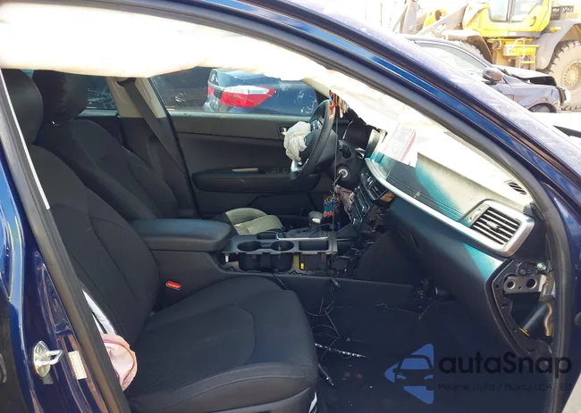 5XXGT4L38LG407103: 42130742