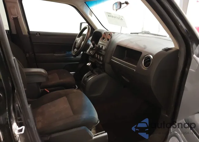 1C4NJPBA0FD349694: 42131058