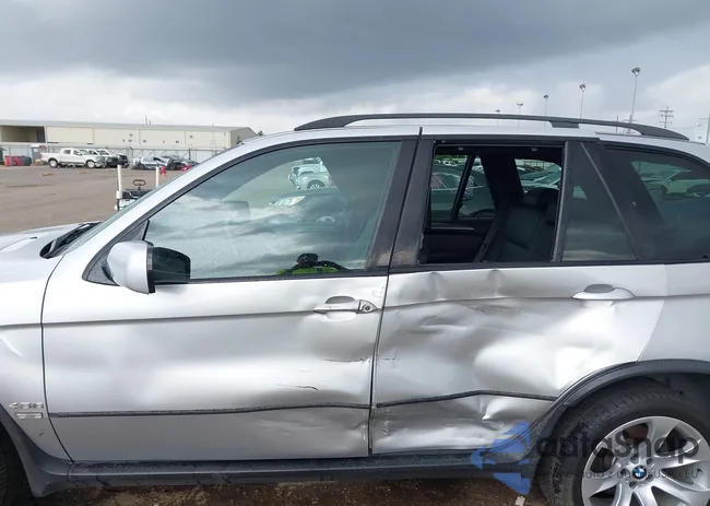 5UXFA93504LE81053: 42131085