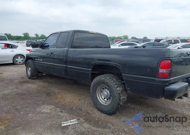 1B7KC23W4XJ588355: 42130155