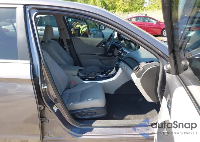 1HGCR2F86DA087559: 42130201