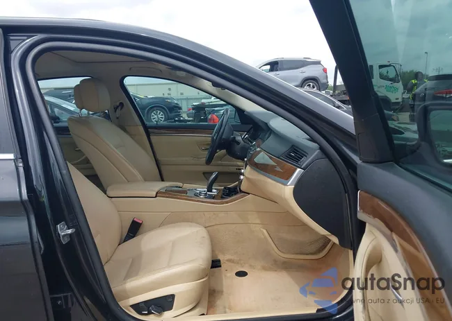 WBAXG5C53DDY35469: 42130348