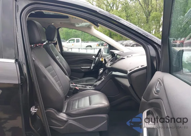 1FMCU9J97EUA31891: 42130401