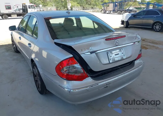 WDBUF87X87X223405: 42130506