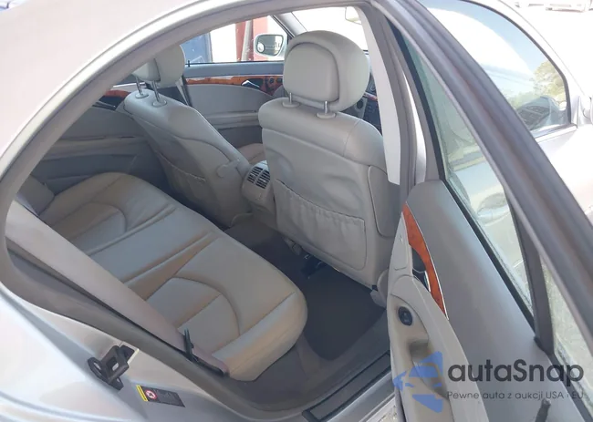 WDBUF87X87X223405: 42130506